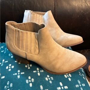 Joe Fresh Beige Ankle Booties
